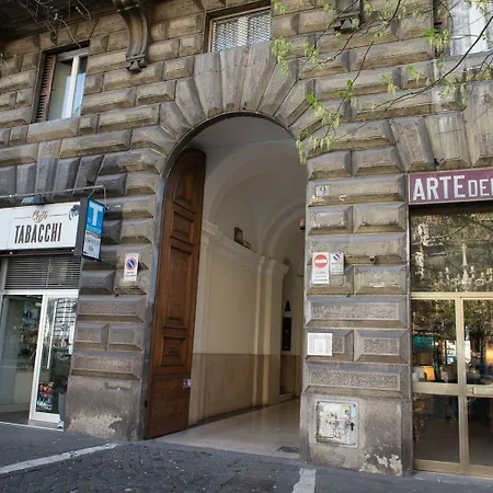 Konukevi Relais Cavour 4*