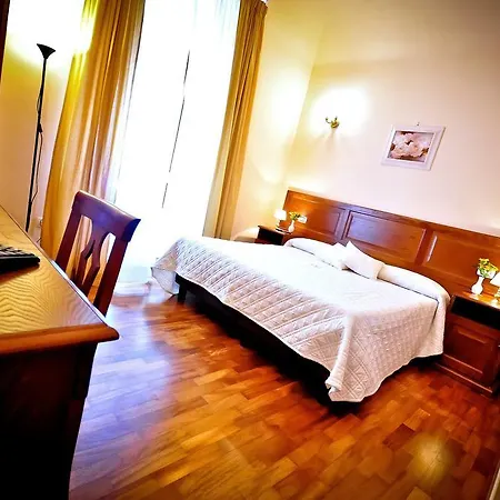 ゲストハウス Relais Cavour ローマ